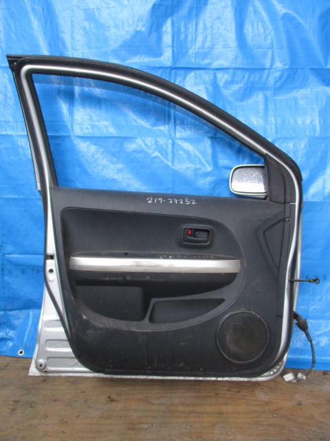 Used Toyota IST INNER DOOR PANNEL FRONT LEFT
